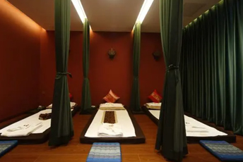 广州海珠区泰式按摩的被动瑜伽:当身体被折叠成诗